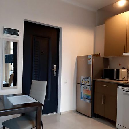 Aparthotel Khimshia à Batoumi Extérieur photo